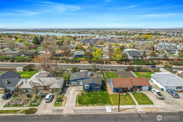 952 S Juniper Drive, Moses Lake, WA 98837