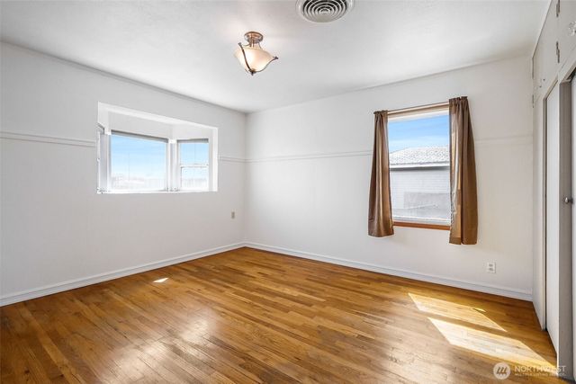 952 S Juniper Drive, Moses Lake, WA 98837