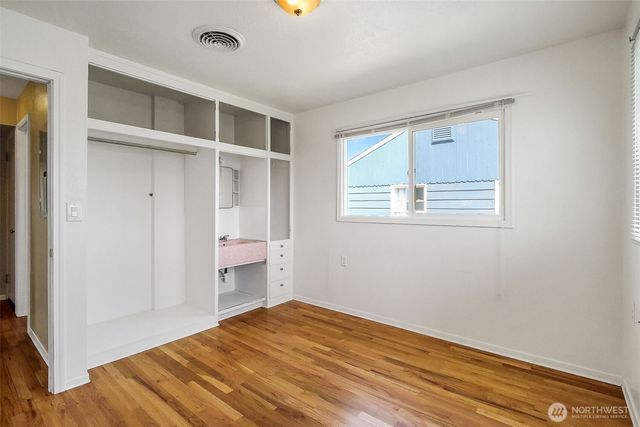 952 S Juniper Drive, Moses Lake, WA 98837