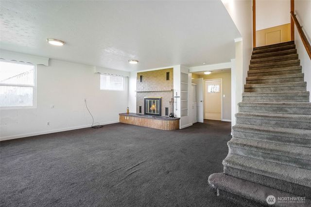 952 S Juniper Drive, Moses Lake, WA 98837