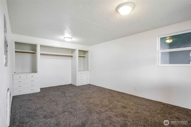 952 S Juniper Drive, Moses Lake, WA 98837