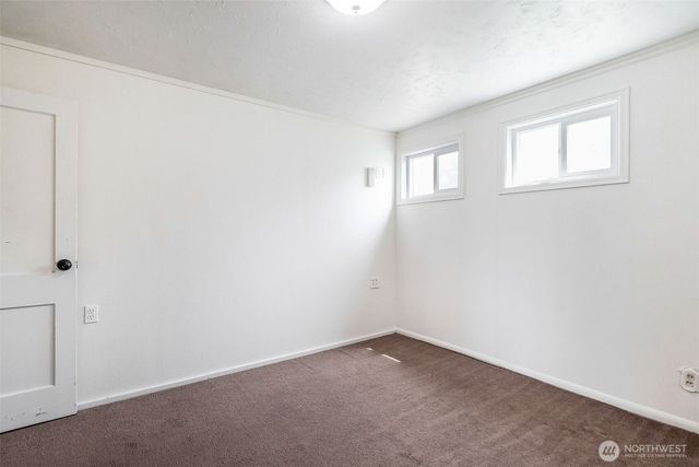 952 S Juniper Drive, Moses Lake, WA 98837