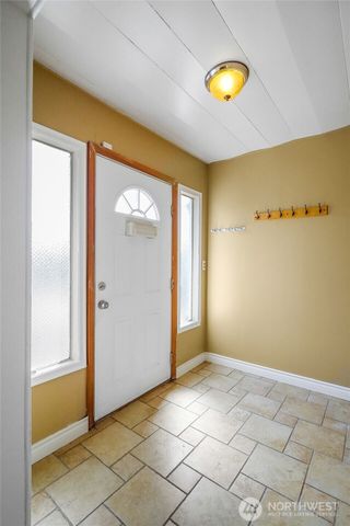 952 S Juniper Drive, Moses Lake, WA 98837