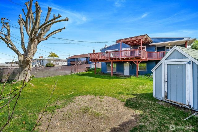 952 S Juniper Drive, Moses Lake, WA 98837