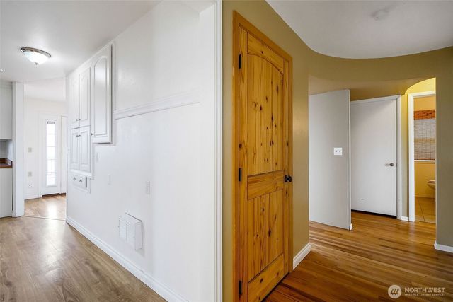 952 S Juniper Drive, Moses Lake, WA 98837