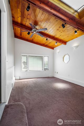 952 S Juniper Drive, Moses Lake, WA 98837