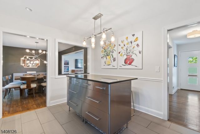 44 Rumson Rd, Livingston Twp., NJ 07039