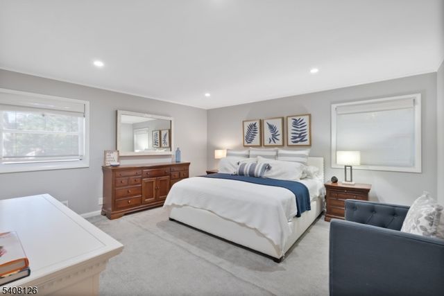 44 Rumson Rd, Livingston Twp., NJ 07039