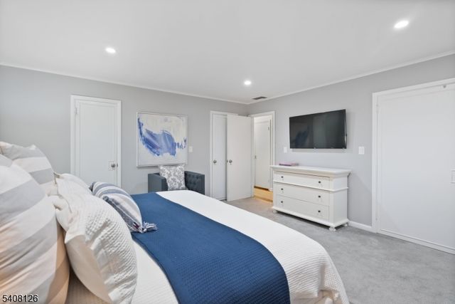 44 Rumson Rd, Livingston Twp., NJ 07039