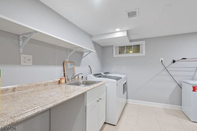 44 Rumson Rd, Livingston Twp., NJ 07039