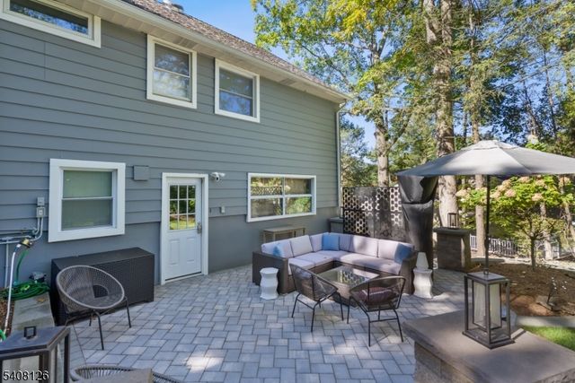 44 Rumson Rd, Livingston Twp., NJ 07039