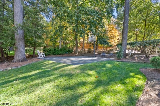 44 Rumson Rd, Livingston Twp., NJ 07039