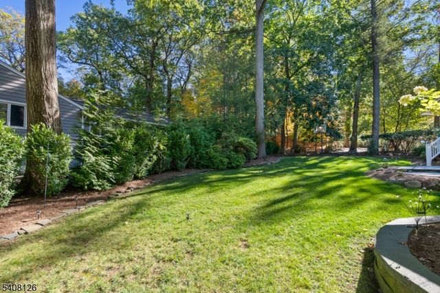 44 Rumson Rd, Livingston Twp., NJ 07039