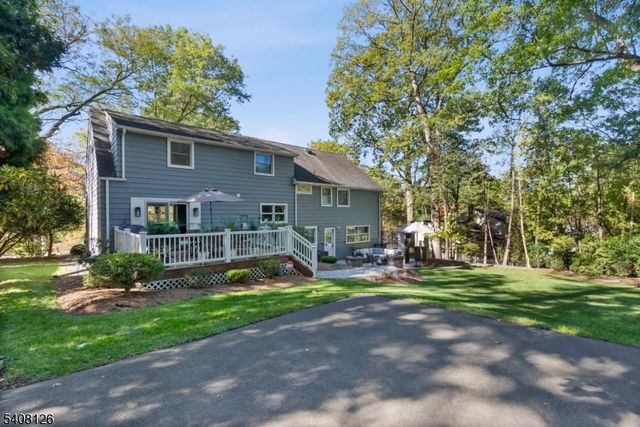 44 Rumson Rd, Livingston Twp., NJ 07039