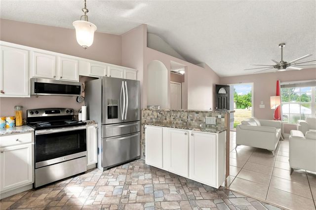 253 WILLIAMS AVENUE, Orange City, FL 32763