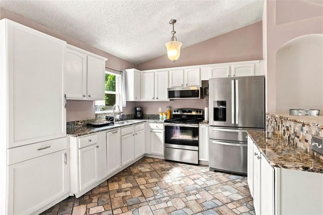 253 WILLIAMS AVENUE, Orange City, FL 32763