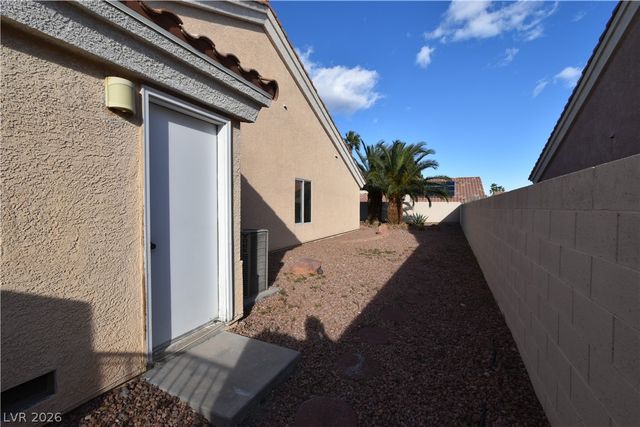 5720 Janell Drive, Las Vegas, NV 89149