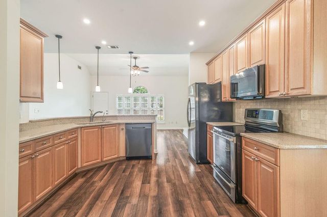 41 Pecan Crescent, Newnan, GA 30265
