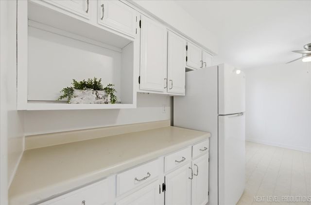 1717 S 5th Place, St. Charles, IL 60174