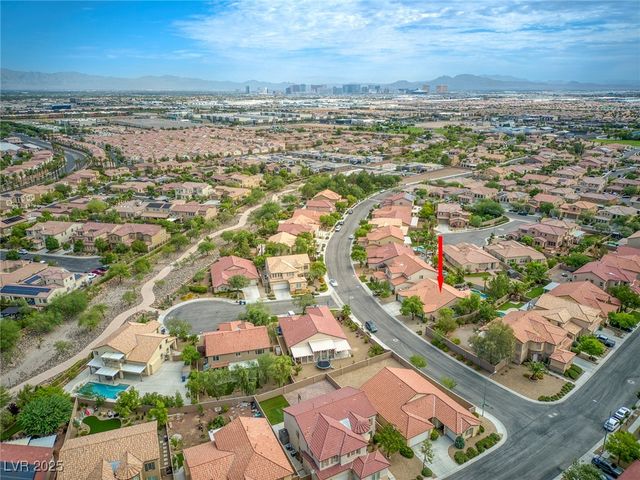 7379 Majestic Bluff Place, Las Vegas, NV 89113