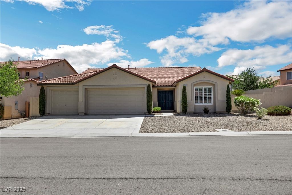 7379 Majestic Bluff Place, Las Vegas, NV 89113