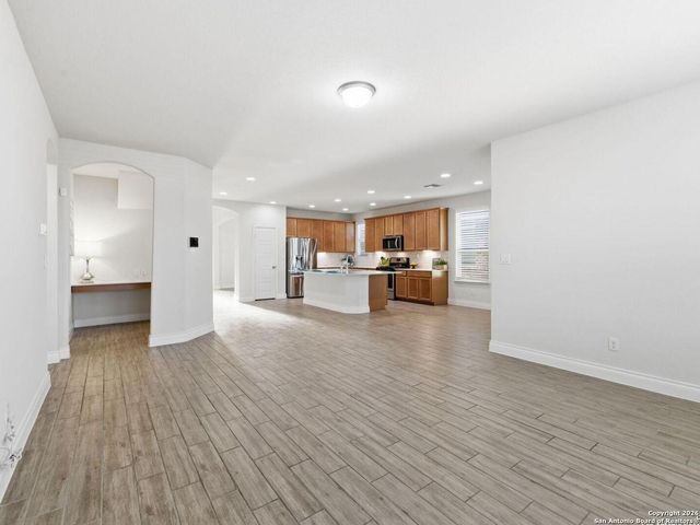 10823 Lone Ranger, San Antonio, TX 78254