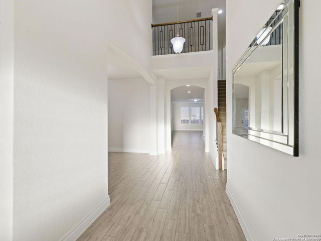 10823 Lone Ranger, San Antonio, TX 78254