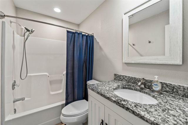 3804 Eisenhower Avenue, Ames, IA 50010