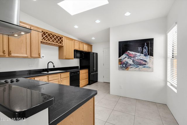 668 W Rushwood Drive, Tucson, AZ 85704