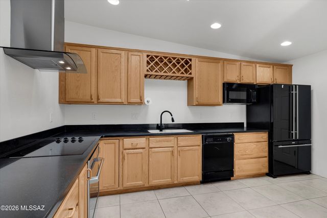 668 W Rushwood Drive, Tucson, AZ 85704