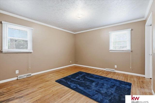 618 S 126th Street, Omaha, NE 68154