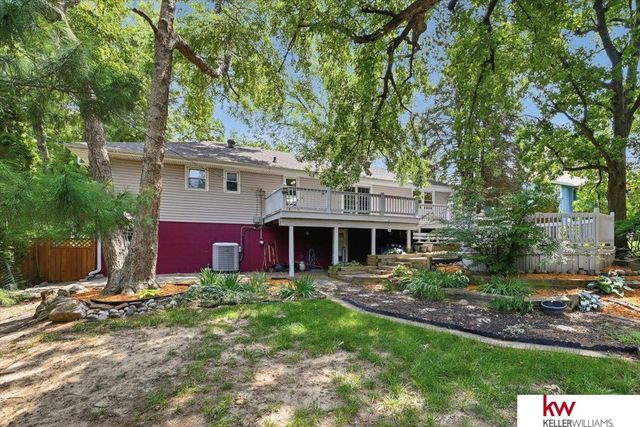 618 S 126th Street, Omaha, NE 68154