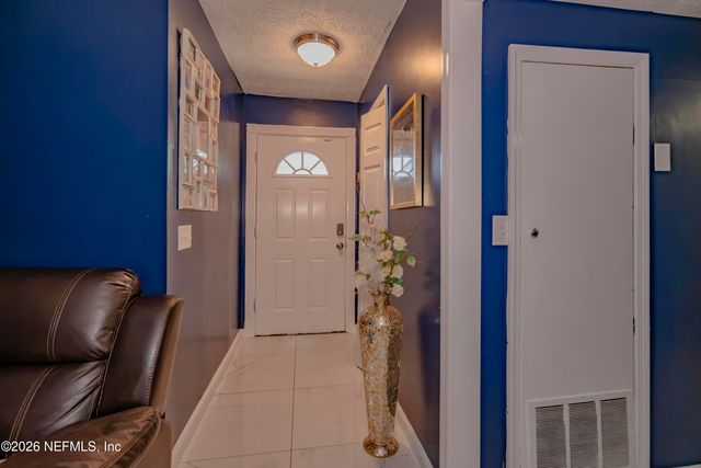 2337 BETSY Drive, Jacksonville, FL 32210