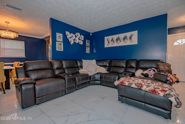 2337 BETSY Drive, Jacksonville, FL 32210