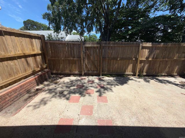 301 Hammond Dr Apt E2, Hot Springs, AR 71913
