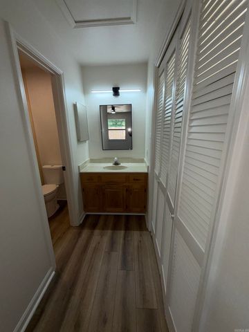 301 Hammond Dr Apt E2, Hot Springs, AR 71913