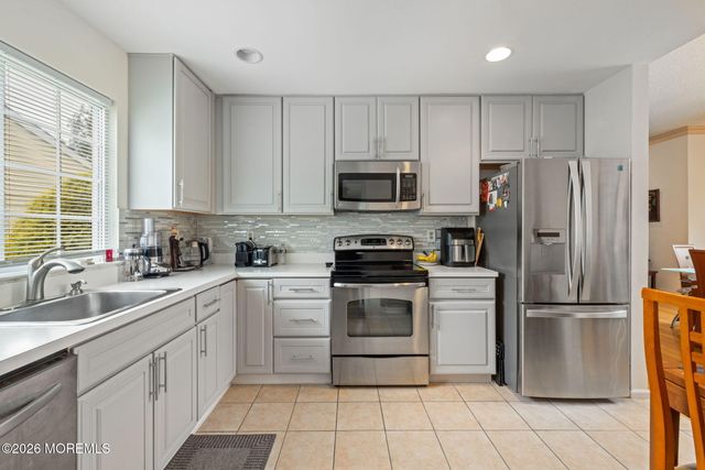 834 Vail Road A, Monroe, NJ 08831