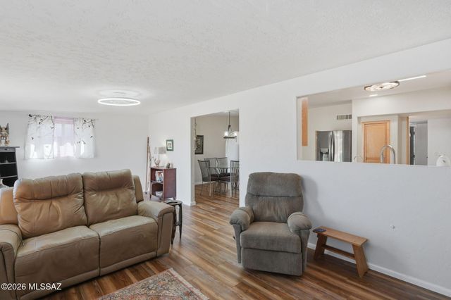 2370 W Bovino Way, Tucson, AZ 85741