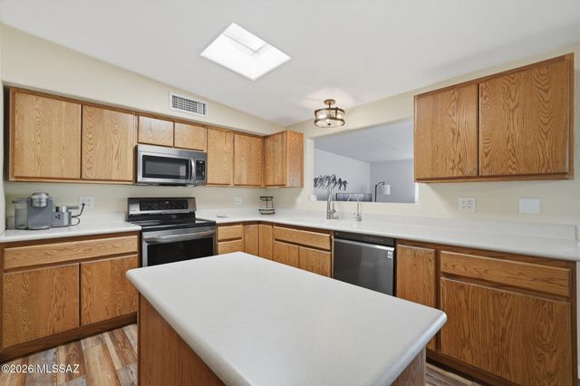 2370 W Bovino Way, Tucson, AZ 85741