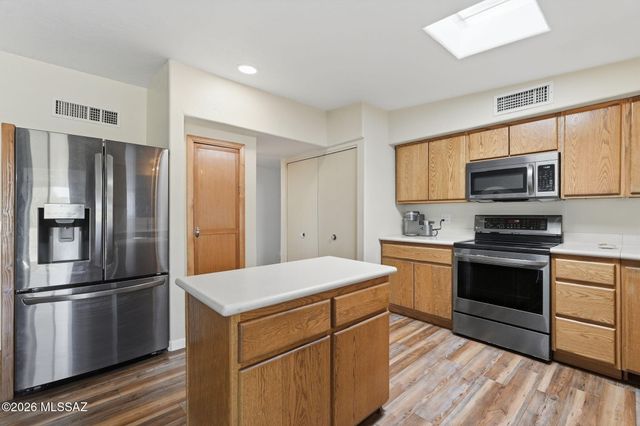 2370 W Bovino Way, Tucson, AZ 85741