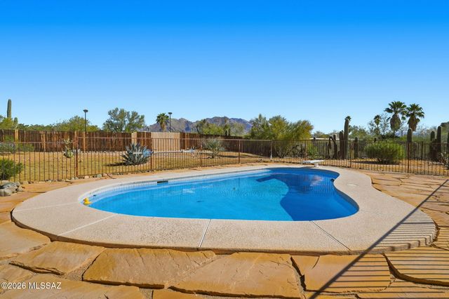 2370 W Bovino Way, Tucson, AZ 85741