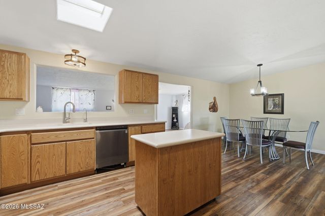 2370 W Bovino Way, Tucson, AZ 85741