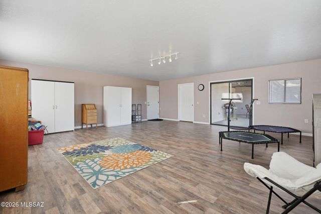 2370 W Bovino Way, Tucson, AZ 85741