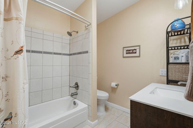 2370 W Bovino Way, Tucson, AZ 85741