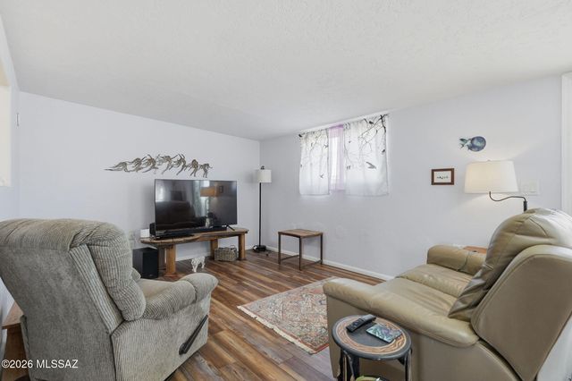 2370 W Bovino Way, Tucson, AZ 85741