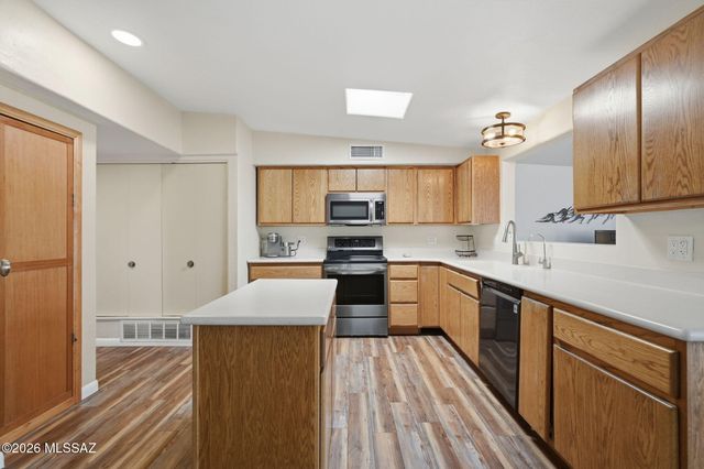 2370 W Bovino Way, Tucson, AZ 85741