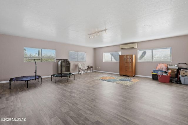 2370 W Bovino Way, Tucson, AZ 85741