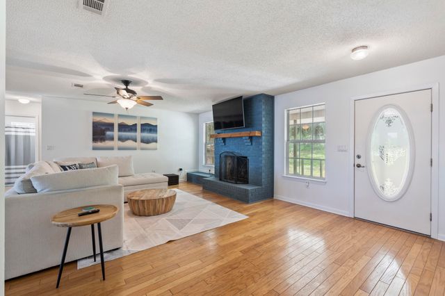 294 Holley King Road, Defuniak Springs, FL 32433