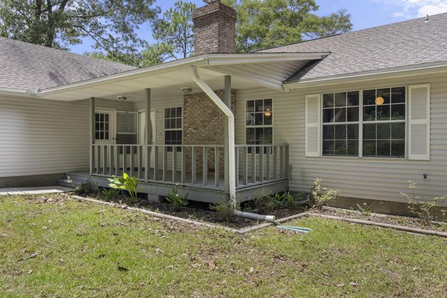 294 Holley King Road, Defuniak Springs, FL 32433