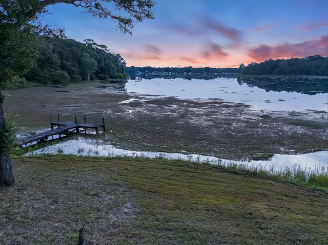 294 Holley King Road, Defuniak Springs, FL 32433